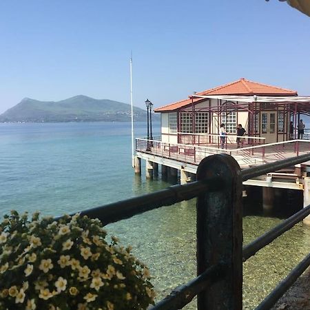 Villa Oleander Agios Nikolaos Loutra Edipsou Exterior photo
